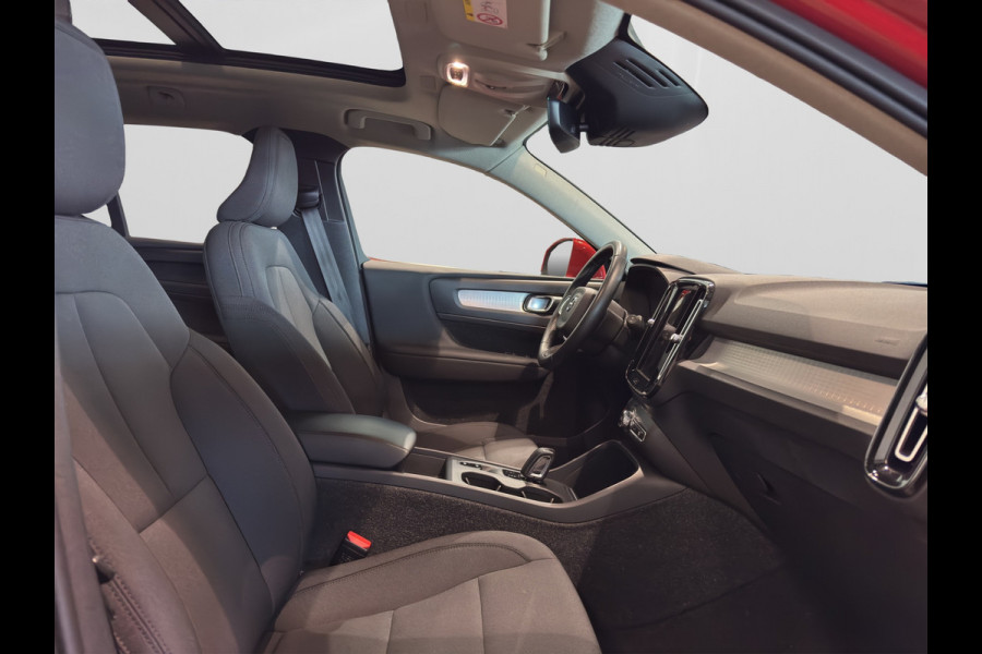 Volvo XC40 T4 Aut. Plug-in Hybrid Business Parkeercamera Panoramadak 211pk