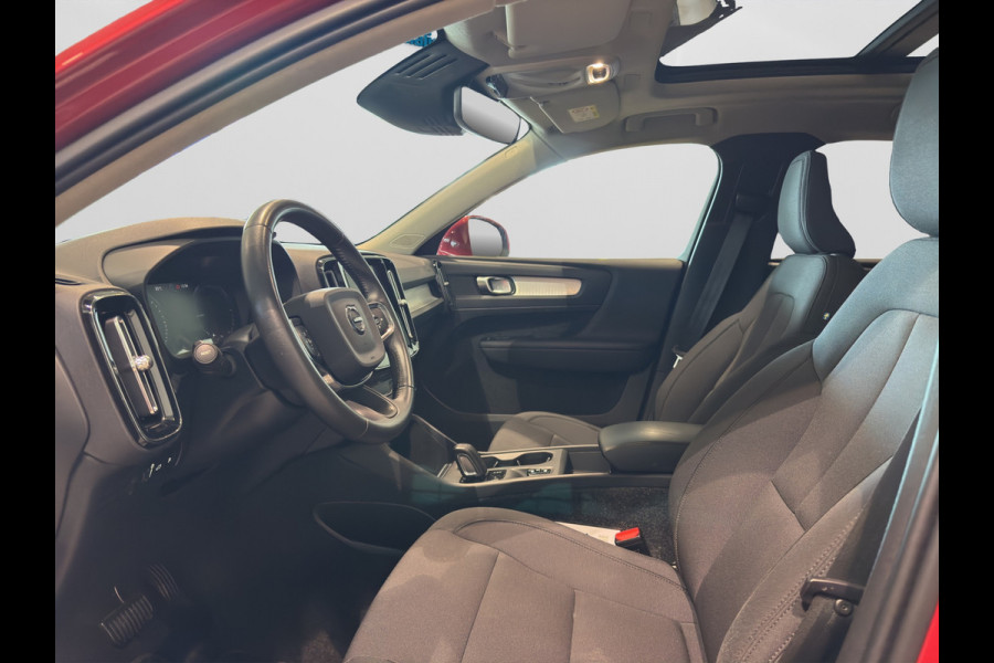 Volvo XC40 T4 Aut. Plug-in Hybrid Business Parkeercamera Panoramadak 211pk