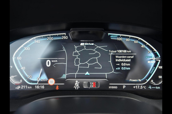 BMW 5 Serie 530e xDrive Business M-sport Laser ACC Leren bekleding 19 inch velgen Trekhaak