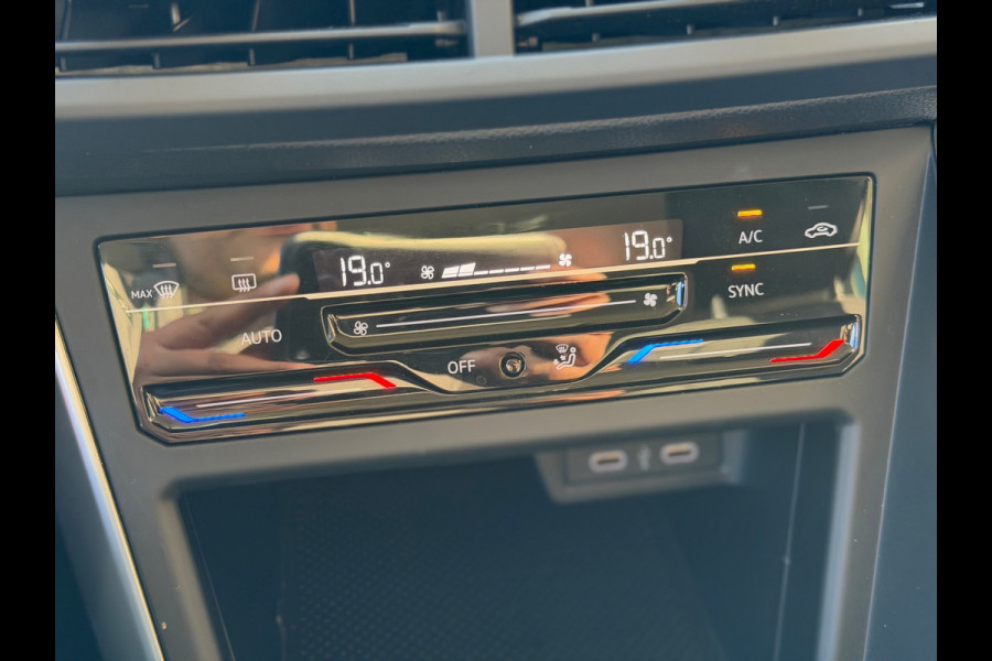 Volkswagen Polo 1.0 TSI Style 2022 ZWART NAVI CLIMA LM NAP!