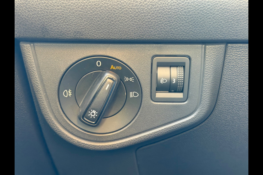Volkswagen Polo 1.0 TSI Style 2022 ZWART NAVI CLIMA LM NAP!