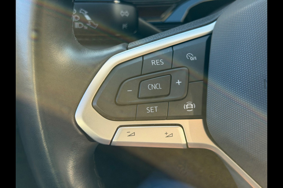 Volkswagen Polo 1.0 TSI Style 2022 ZWART NAVI CLIMA LM NAP!