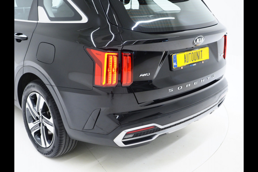 Kia Sorento 1.6 T-GDI Plug-in Hybrid 4WD DynamicLine 7p. | Leder | Trekhaak | Keyless | Adaptive Cruise | Camera | Dodehoek | Carplay