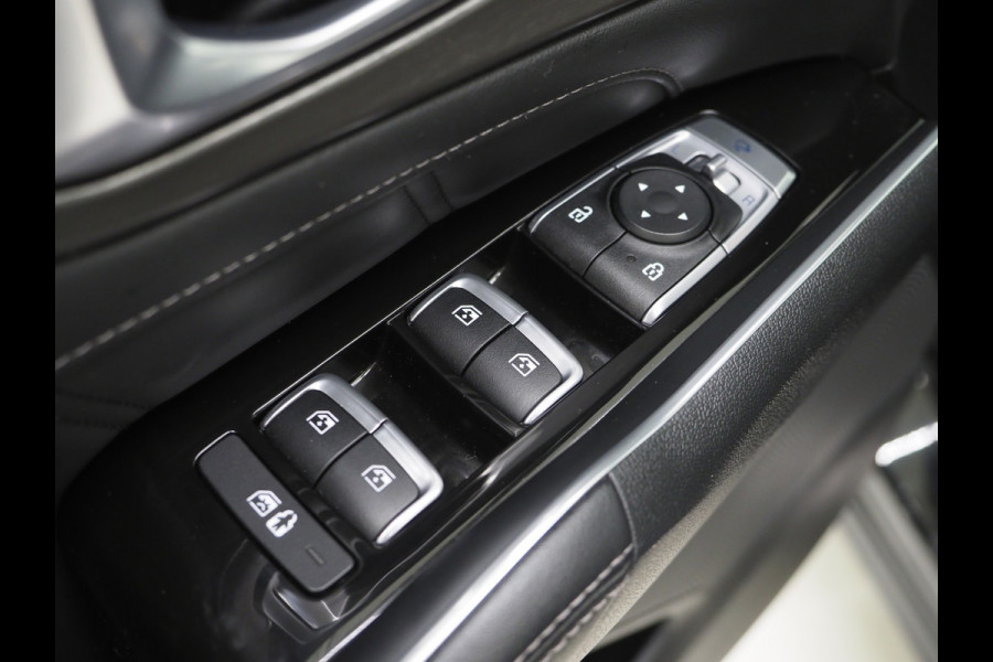 Kia Sorento 1.6 T-GDI Plug-in Hybrid 4WD DynamicLine 7p. | Leder | Trekhaak | Keyless | Adaptive Cruise | Camera | Dodehoek | Carplay