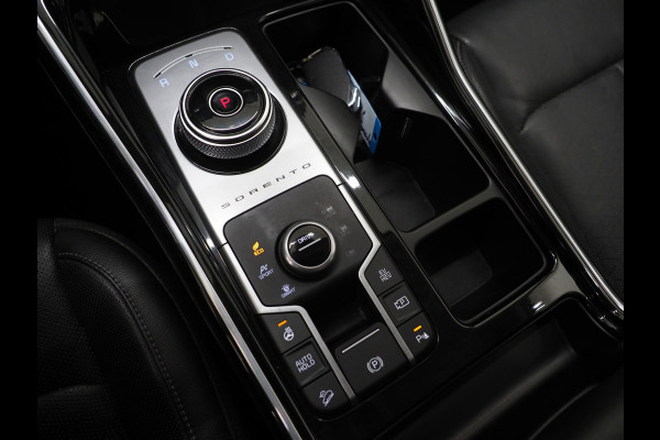 Kia Sorento 1.6 T-GDI Plug-in Hybrid 4WD DynamicLine 7p. | Leder | Trekhaak | Keyless | Adaptive Cruise | Camera | Dodehoek | Carplay