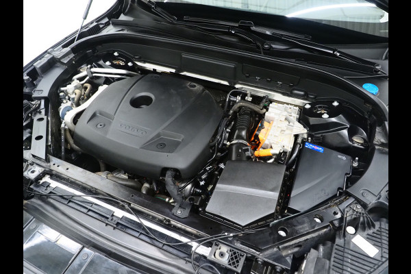 Volvo XC60 2.0 T6 Plug-in hybrid AWD Long Range | Panoramadak | Leder | Keyless | Camera | Stoel/stuurverwarming | Carplay
