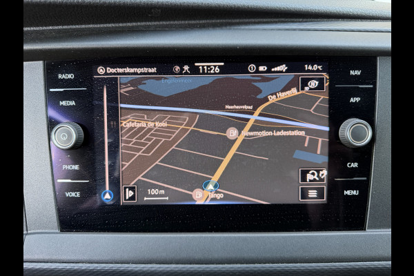 Volkswagen Transporter 2.0 TDI 150PK Euro 6 L2H1 Autmaat/Apple Carplay/Camera