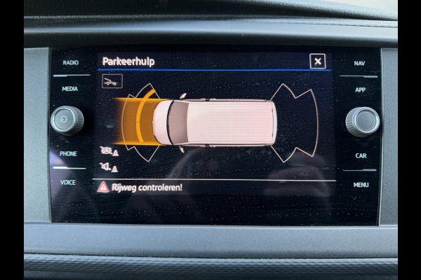 Volkswagen Transporter 2.0 TDI 150PK Euro 6 L2H1 Autmaat/Apple Carplay/Camera