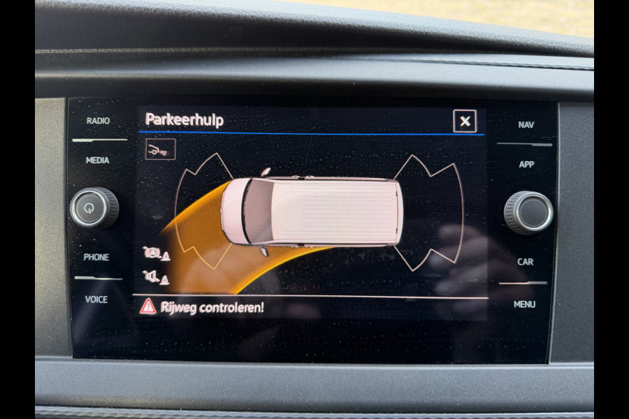 Volkswagen Transporter 2.0 TDI 150PK Euro 6 L2H1 Autmaat/Apple Carplay/Camera