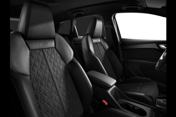 Audi Q4 e-tron 45 S Edition 82 kWh 286pk | Navigatie | Parkeercamera | 21 inch lichtmetalen velgen | Adaptive cruise controle | M<atrix Led | S-line interieur | Verlengde garantie