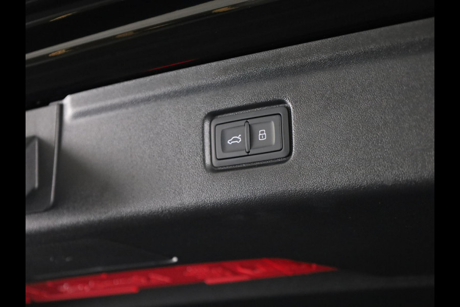 Audi A6 Avant e-tron S edition 83 kWh 286 pk Auto is per januari 2027 beschikbaar | Trekhaak, elektr. wegklapbaar | Sportstoel leder zwart | Optiekpakket zwart-glanzend | Privacy glas | S-line interieur