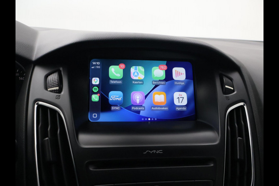 Ford FOCUS Wagon 1.0 ST-LINE + 19 INCH RS LMV | SPORTUITLAAT | TREKHAAK | APPLE CARPLAY | NAVIGATIE