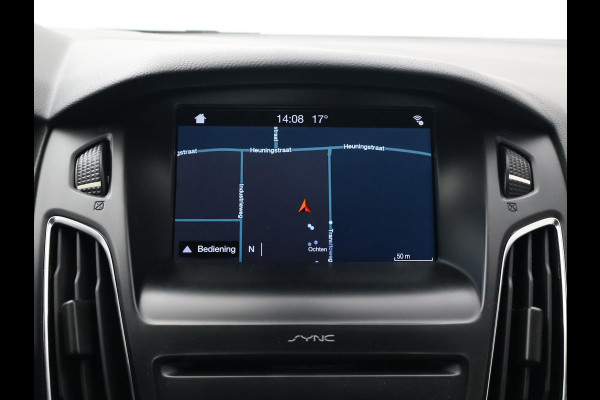Ford FOCUS Wagon 1.0 ST-LINE + 19 INCH RS LMV | SPORTUITLAAT | TREKHAAK | APPLE CARPLAY | NAVIGATIE