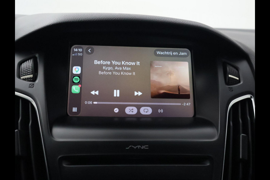 Ford FOCUS Wagon 1.0 ST-LINE + 19 INCH RS LMV | SPORTUITLAAT | TREKHAAK | APPLE CARPLAY | NAVIGATIE
