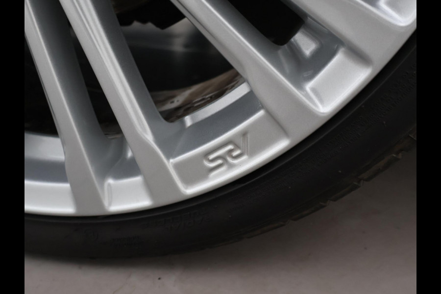Ford FOCUS Wagon 1.0 ST-LINE + 19 INCH RS LMV | SPORTUITLAAT | TREKHAAK | APPLE CARPLAY | NAVIGATIE