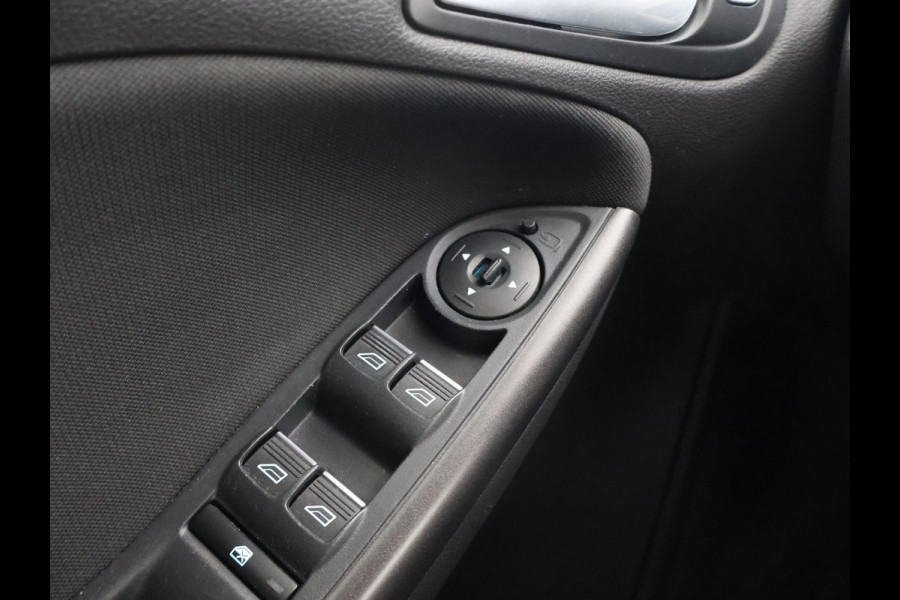Ford FOCUS Wagon 1.0 ST-LINE + 19 INCH RS LMV | SPORTUITLAAT | TREKHAAK | APPLE CARPLAY | NAVIGATIE