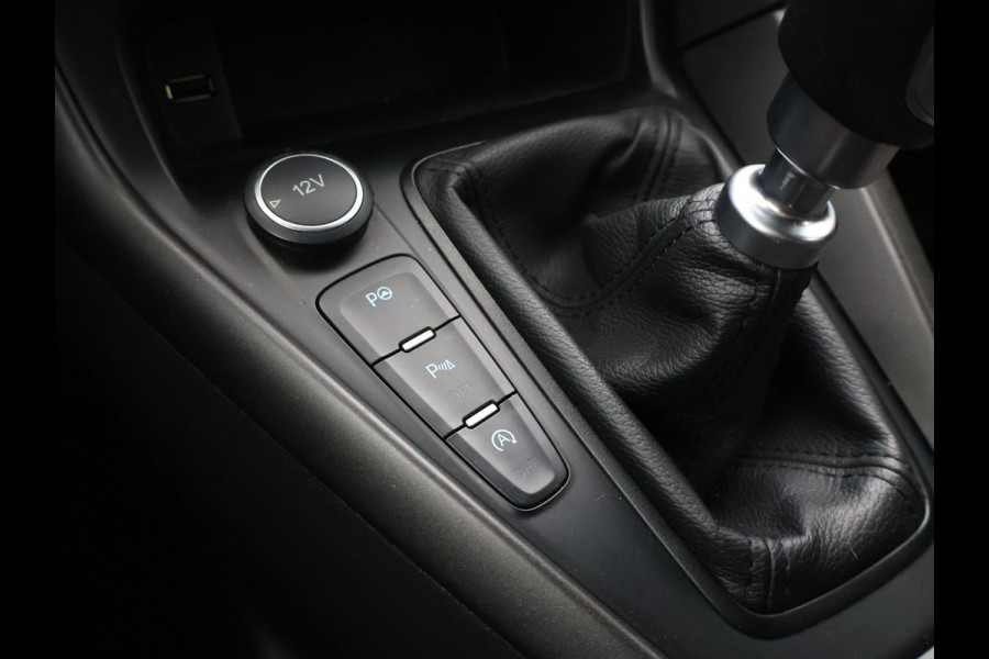 Ford FOCUS Wagon 1.0 ST-LINE + 19 INCH RS LMV | SPORTUITLAAT | TREKHAAK | APPLE CARPLAY | NAVIGATIE