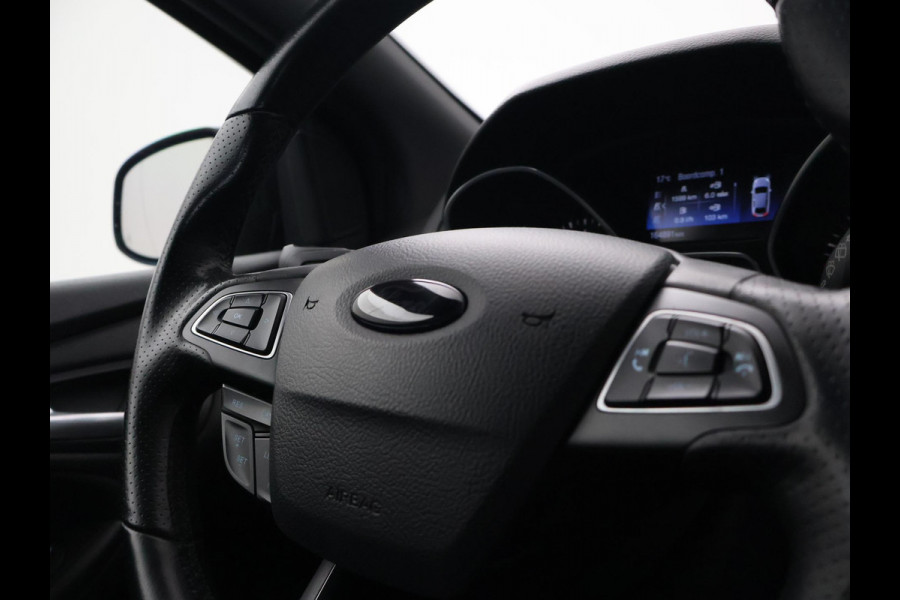 Ford FOCUS Wagon 1.0 ST-LINE + 19 INCH RS LMV | SPORTUITLAAT | TREKHAAK | APPLE CARPLAY | NAVIGATIE