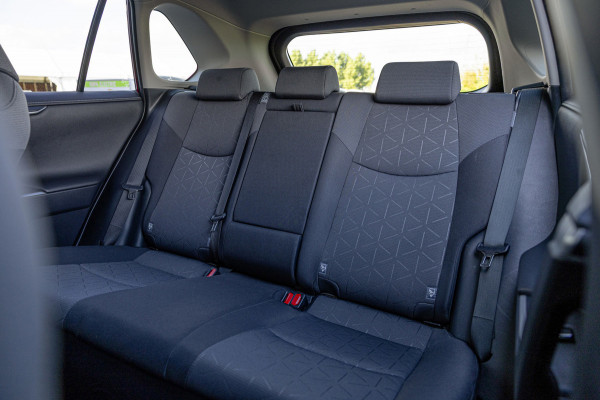 Toyota RAV4 2.5 Hybrid Dynamic / 63dkm NAP / Trekhaak / Navigatie / Camera / Adaptieve Cruise / Climate