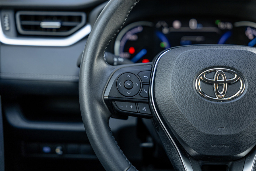 Toyota RAV4 2.5 Hybrid Dynamic / 63dkm NAP / Trekhaak / Navigatie / Camera / Adaptieve Cruise / Climate