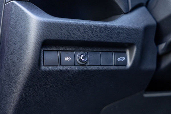 Toyota RAV4 2.5 Hybrid Dynamic / 63dkm NAP / Trekhaak / Navigatie / Camera / Adaptieve Cruise / Climate
