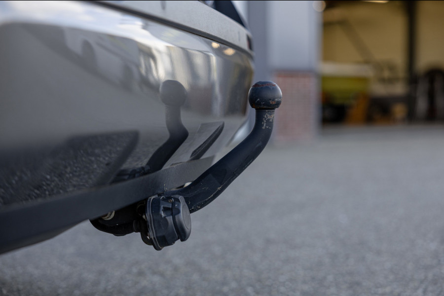 Toyota RAV4 2.5 Hybrid Dynamic / 63dkm NAP / Trekhaak / Navigatie / Camera / Adaptieve Cruise / Climate