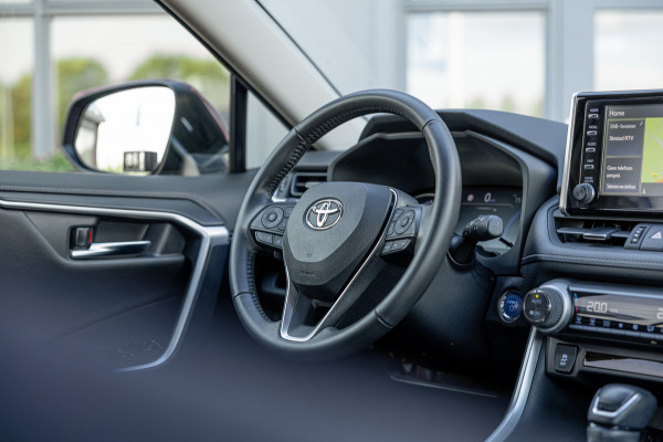 Toyota RAV4 2.5 Hybrid Dynamic / 63dkm NAP / Trekhaak / Navigatie / Camera / Adaptieve Cruise / Climate