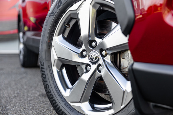 Toyota RAV4 2.5 Hybrid Dynamic / 63dkm NAP / Trekhaak / Navigatie / Camera / Adaptieve Cruise / Climate