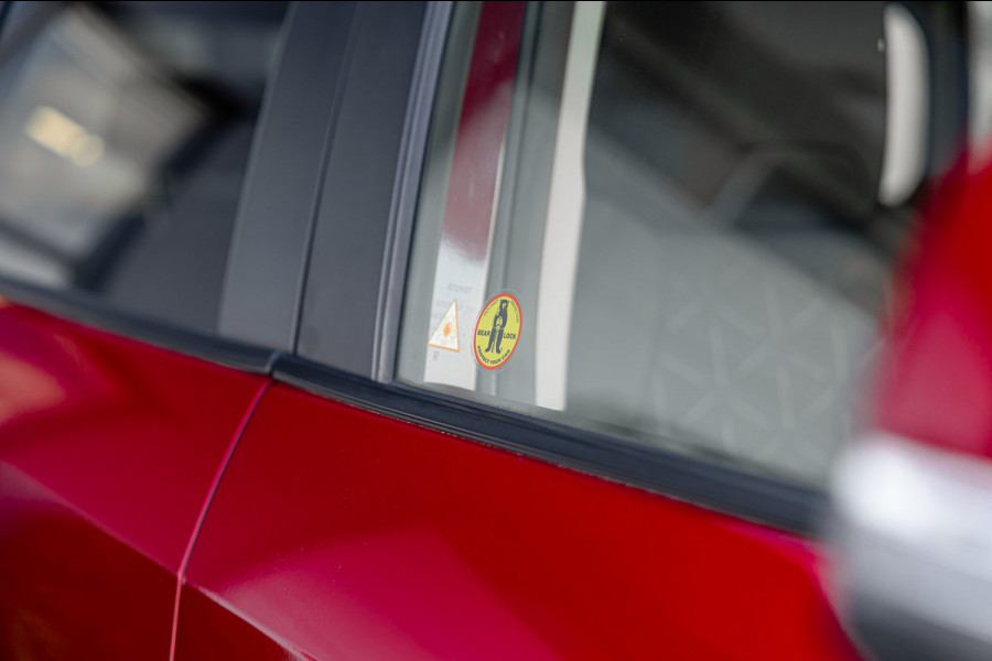 Toyota RAV4 2.5 Hybrid Dynamic / 63dkm NAP / Trekhaak / Navigatie / Camera / Adaptieve Cruise / Climate