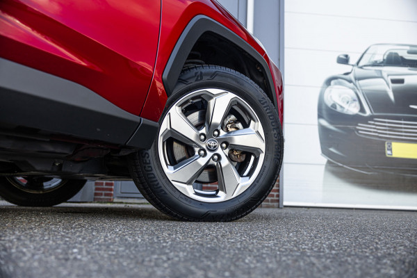 Toyota RAV4 2.5 Hybrid Dynamic / 63dkm NAP / Trekhaak / Navigatie / Camera / Adaptieve Cruise / Climate