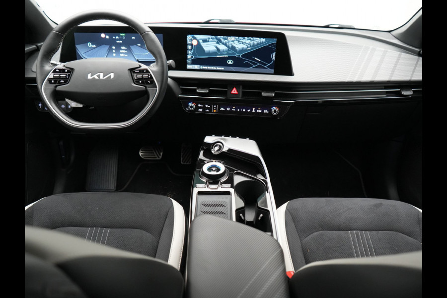 Kia Ev6 GT-Line 77.4 kWh 229pk Dealer O.H. | SOH 97,4% | Adaptive Cruise | Camera | Alcantara Sportstoelen Memory & Ventilatie | BLIS | Keyless | Stoelen & Stuur Verwarmd | Apple Carplay | Navigatie | DAB |