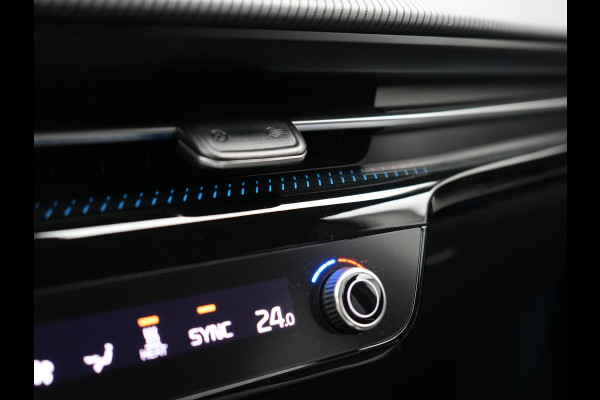 Kia Ev6 GT-Line 77.4 kWh 229pk Dealer O.H. | SOH 97,4% | Adaptive Cruise | Camera | Alcantara Sportstoelen Memory & Ventilatie | BLIS | Keyless | Stoelen & Stuur Verwarmd | Apple Carplay | Navigatie | DAB |