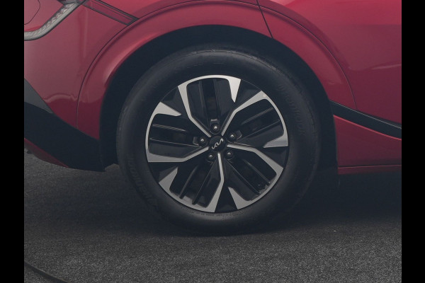 Kia Ev6 GT-Line 77.4 kWh 229pk Dealer O.H. | SOH 97,4% | Adaptive Cruise | Camera | Alcantara Sportstoelen Memory & Ventilatie | BLIS | Keyless | Stoelen & Stuur Verwarmd | Apple Carplay | Navigatie | DAB |