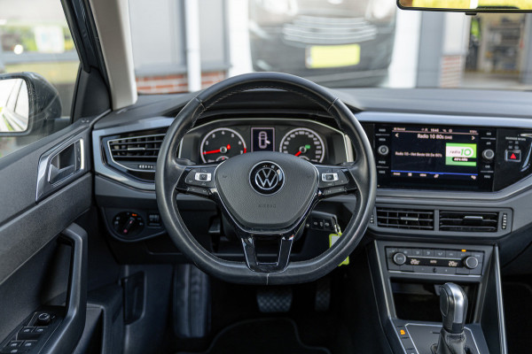 Volkswagen Polo 1.0 TSI Highline / NL-Auto / DAB / Climate Control / Cruise / 158dkm NAP