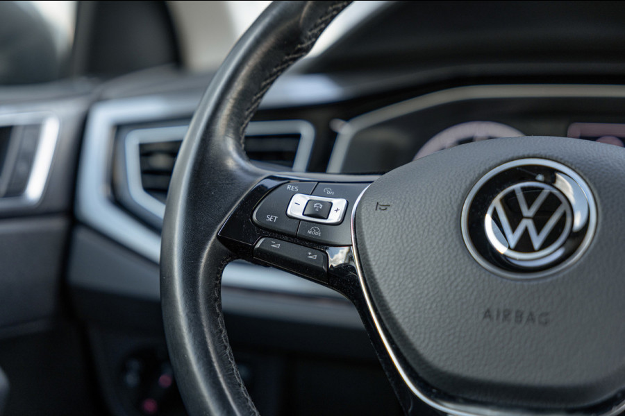Volkswagen Polo 1.0 TSI Highline / NL-Auto / DAB / Climate Control / Cruise / 158dkm NAP