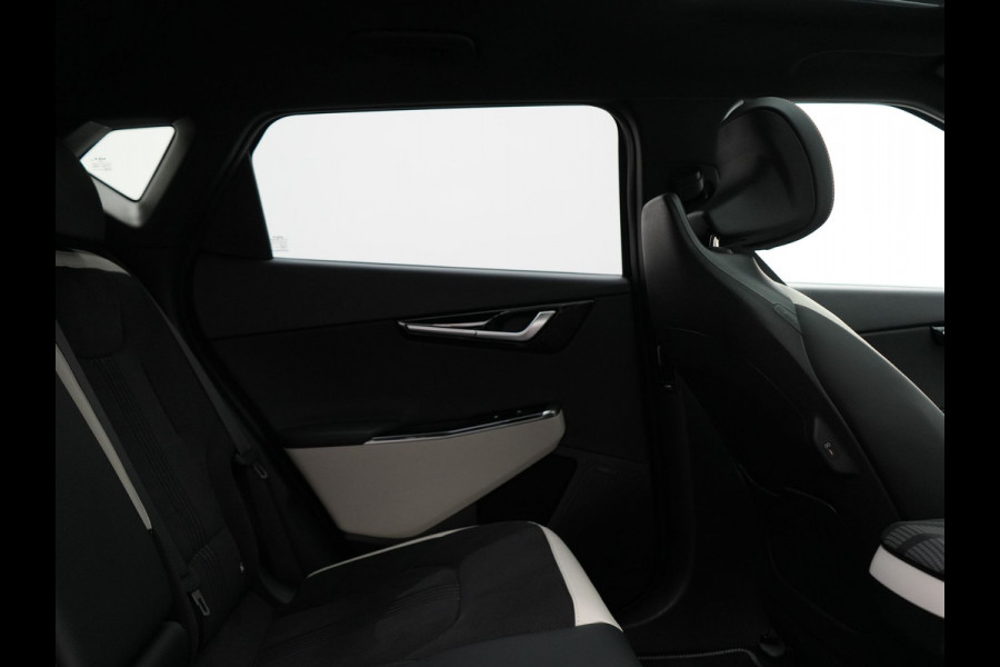 Kia Ev6 GT-Line 77.4 kWh 229pk Dealer O.H. | Panodak | Adaptive Cruise | Head Up | Meridian Audio | 360 Camera | Alcantara Sportstoelen Memory & Ventilatie | Keyless | BLIS | Stoelen & Stuur Verwarmd | Apple Carplay | Navigatie | DAB