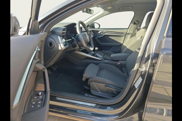 Audi A3 Sportback 30 TFSI Advanced edition 110pk | Navigatie | Lichtmetalen velgen | Apple carplay /-Android auto | parkeersensoren |