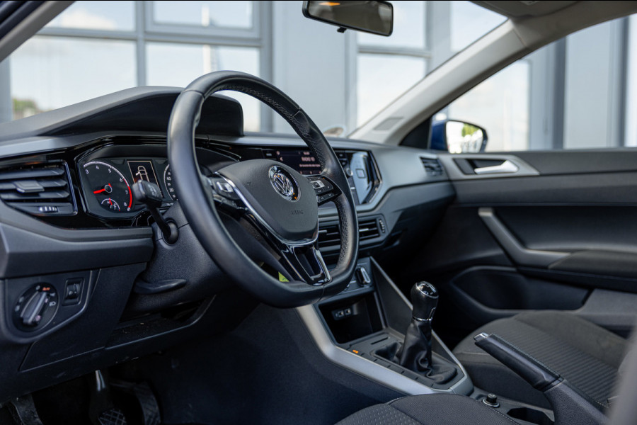 Volkswagen Polo 1.0 TSI Comfortline / Navigatie / Carplay / Adaptieve Cruise / Airco / 5-Deurs