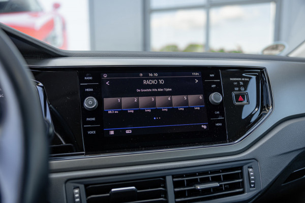 Volkswagen Polo 1.0 TSI Comfortline / Navigatie / Carplay / Adaptieve Cruise / Airco / 5-Deurs