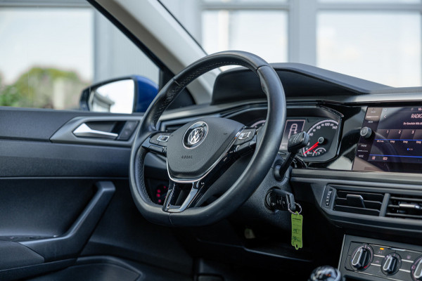 Volkswagen Polo 1.0 TSI Comfortline / Navigatie / Carplay / Adaptieve Cruise / Airco / 5-Deurs
