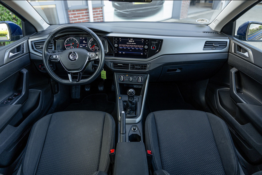 Volkswagen Polo 1.0 TSI Comfortline / Navigatie / Carplay / Adaptieve Cruise / Airco / 5-Deurs