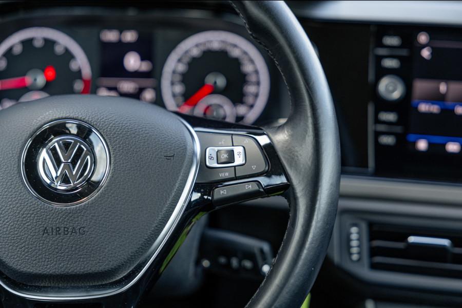 Volkswagen Polo 1.0 TSI Comfortline / Navigatie / Carplay / Adaptieve Cruise / Airco / 5-Deurs