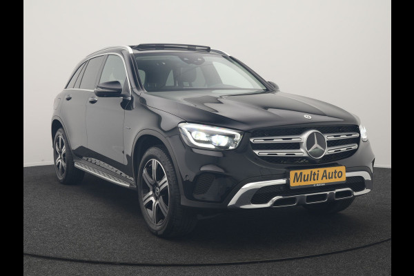 Mercedes-Benz GLC 300e 4MATIC Business Solution Luxury PHEV 320pk Dealer O.H. | SOH 88,1% | Panodak | Adaptive Cruise | Head Up | 360 Camera | Lederen Comfortstoelen Memory & Massage | Keyless | BLIS | Apple Carplay | Stoelverwarming | Virtual | Navigatie | DAB | Plug