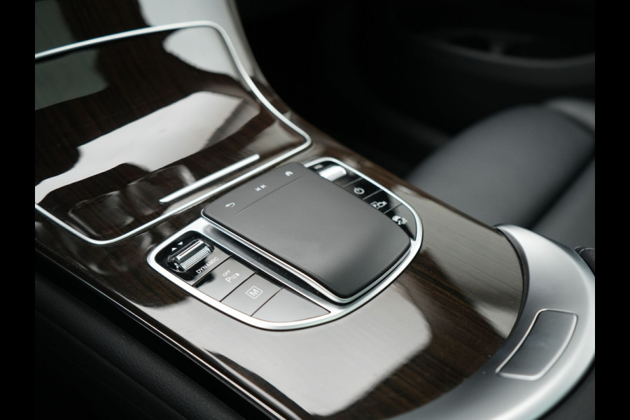 Mercedes-Benz GLC 300e 4MATIC Business Solution Luxury PHEV 320pk Dealer O.H. | SOH 88,1% | Panodak | Adaptive Cruise | Head Up | 360 Camera | Lederen Comfortstoelen Memory & Massage | Keyless | BLIS | Apple Carplay | Stoelverwarming | Virtual | Navigatie | DAB | Plug