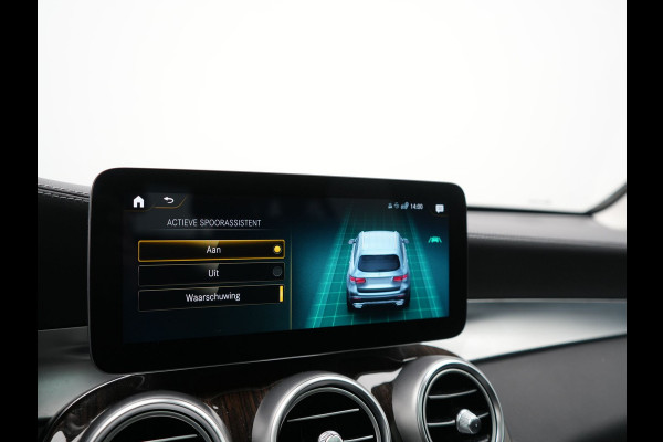 Mercedes-Benz GLC 300e 4MATIC Business Solution Luxury PHEV 320pk Dealer O.H. | SOH 88,1% | Panodak | Adaptive Cruise | Head Up | 360 Camera | Lederen Comfortstoelen Memory & Massage | Keyless | BLIS | Apple Carplay | Stoelverwarming | Virtual | Navigatie | DAB | Plug