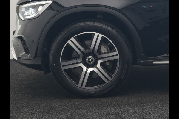 Mercedes-Benz GLC 300e 4MATIC Business Solution Luxury PHEV 320pk Dealer O.H. | SOH 88,1% | Panodak | Adaptive Cruise | Head Up | 360 Camera | Lederen Comfortstoelen Memory & Massage | Keyless | BLIS | Apple Carplay | Stoelverwarming | Virtual | Navigatie | DAB | Plug