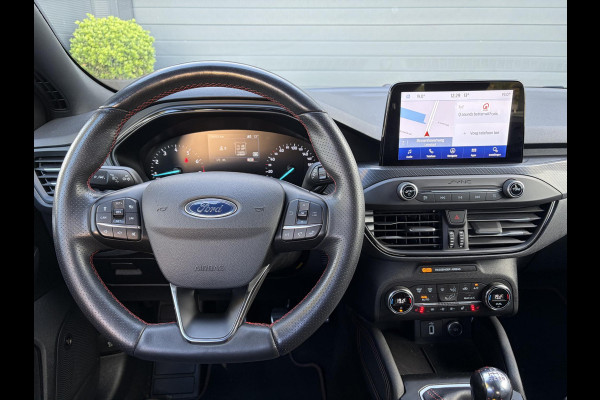 Ford FOCUS Wagon 1.0 EcoBoost ST Line Business ✓2e Eigenaar✓Navi✓Camera✓Carplay✓Afn.Trekhaak✓125pk✓Keyless✓Stoelverw✓Stuurverw✓6 Bak✓Dealer Onderhouden✓17'' Lm velgen✓Pdc V+A✓N.A.P✓Apk tot 02-2027