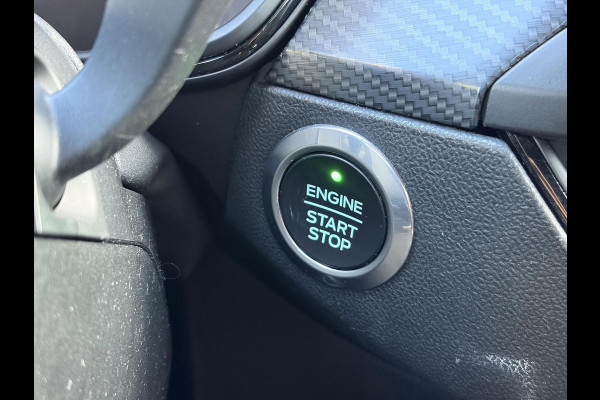 Ford FOCUS Wagon 1.0 EcoBoost ST Line Business ✓2e Eigenaar✓Navi✓Camera✓Carplay✓Afn.Trekhaak✓125pk✓Keyless✓Stoelverw✓Stuurverw✓6 Bak✓Dealer Onderhouden✓17'' Lm velgen✓Pdc V+A✓N.A.P✓Apk tot 02-2027