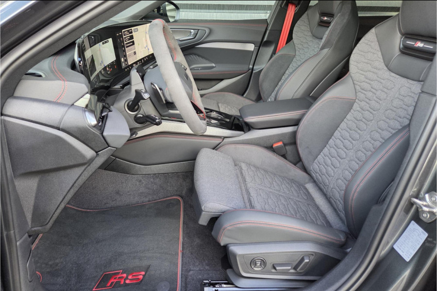 Audi RS5 Avant e-hybrid quattro - Direct leverbaar - Pano - Sportuitlaat