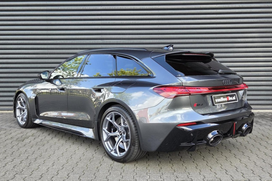 Audi RS5 Avant e-hybrid quattro - Direct leverbaar - Pano - Sportuitlaat